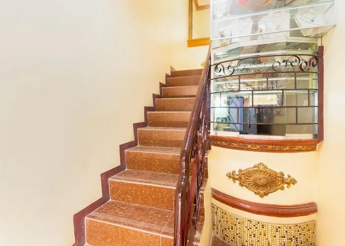 Hotell Oyo 491 J & H