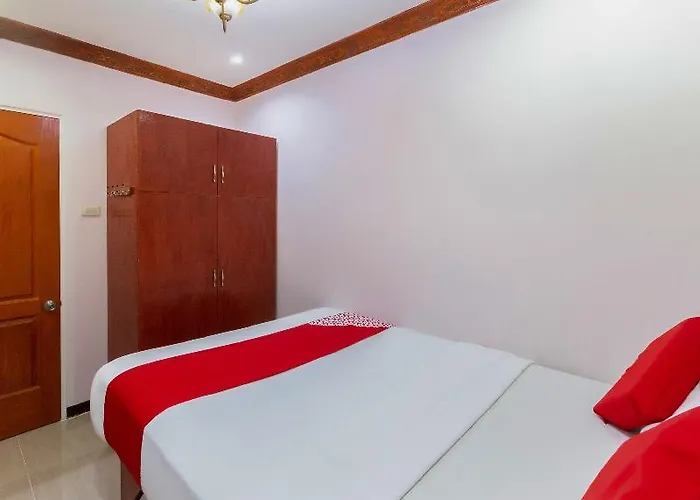 Hotell Oyo 491 J & H 2*